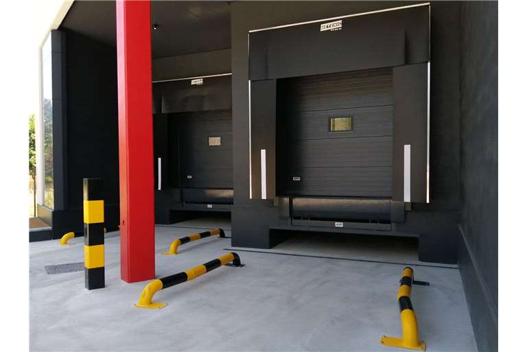 Muelle de Carga Estándar