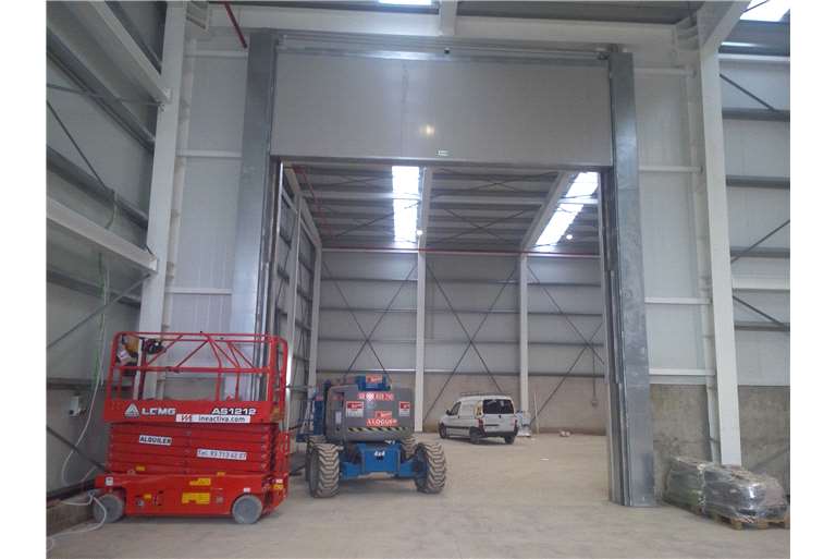 PUERTA CORTAFUEGOS GUILLOTINA