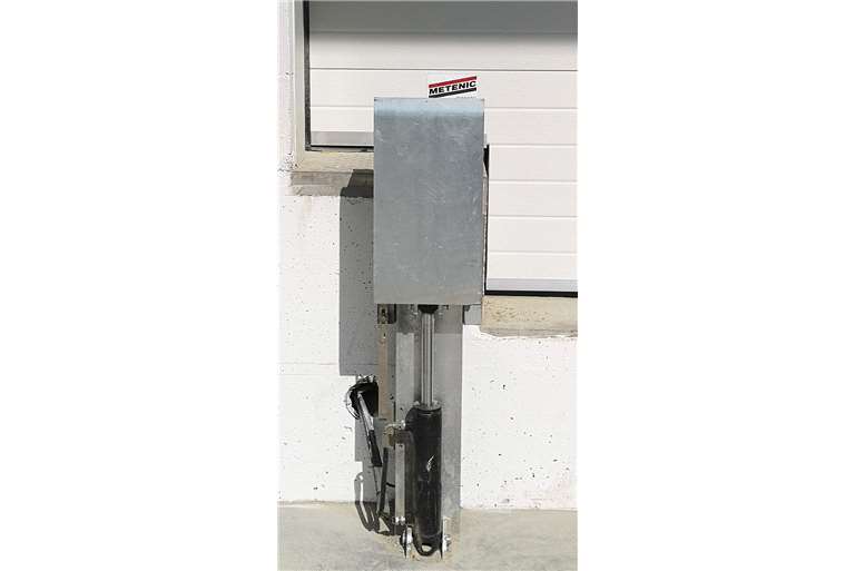 TOPES HIDRÁULICOS MUELLE DE CARGA