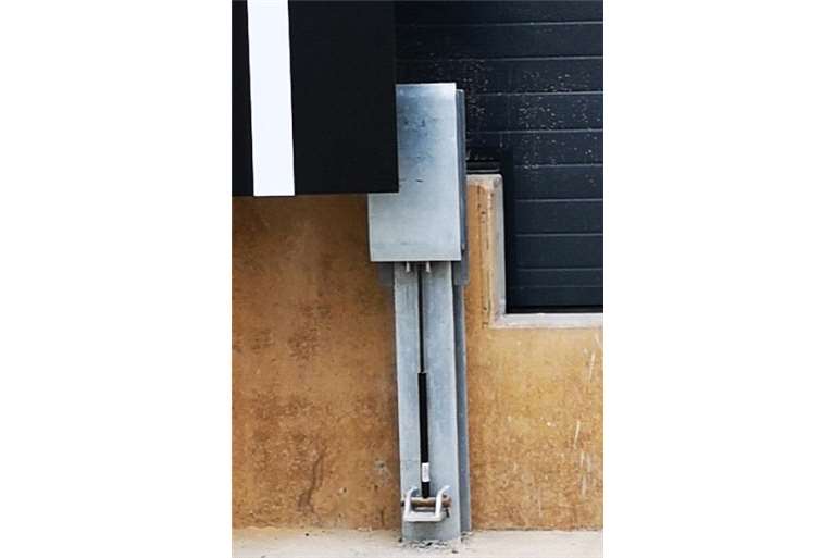 TOPES CON ELECTROIMÁN MUELLE DE CARGA